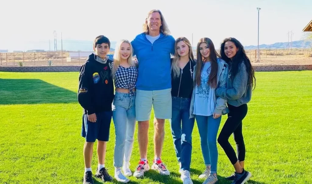 Bill Hutchinson Net Worth, Real Name, Biography, Age, Family and Unknown Facts